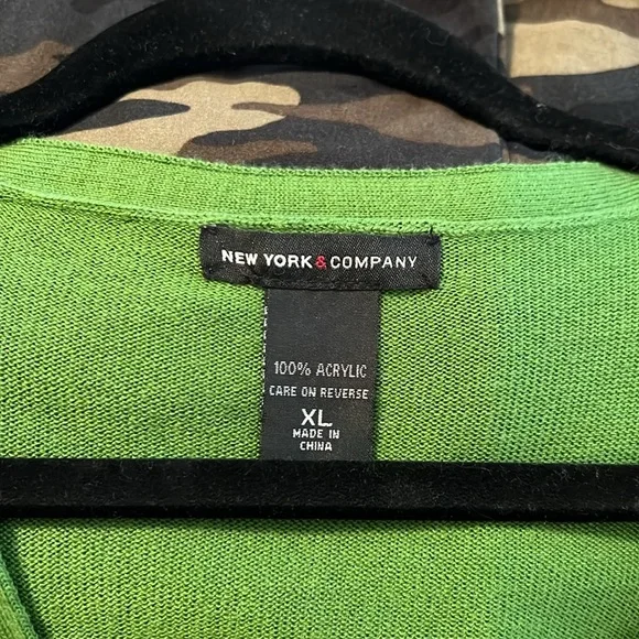New York & Company Green Cardigan sweater XL - Picture 3 of 5